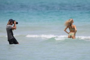 Joy-Corrigan-Sexy-Topless-26.jpg