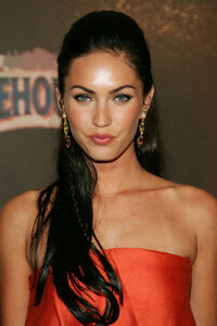 Megan_Fox_Maxim_Hot1_B86626.jpg