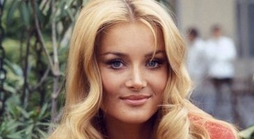4 Barbara Bouchet 1.jpg