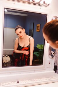 joey-king-the-in-between-press-photoshoot-february-2022-24.jpg