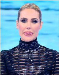 ilary blasi (4).jpg