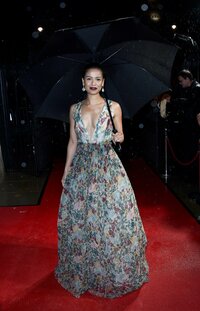 gugu mbatha-raw al gala (01).jpg