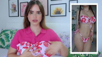 BIKINI TRY ON HAUL! COSTUMI INDOSSATI 2022 2-25 screenshot.png