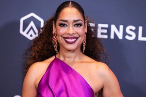 318908922_mcfan-celeblounge-net14-11-2022-12-49gina-torres_14.jpg