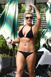 brooke hogan in bikini (44).jpg