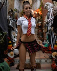 d (2).jpg
