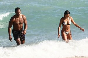 karrueche tran in bikini (22).jpg