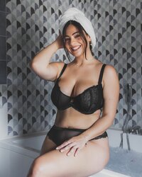 paola torrente in intimo 01.jpg