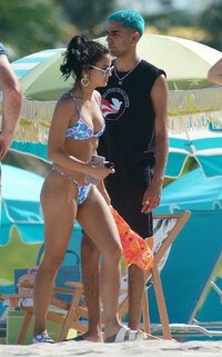 camila mendes in bikini (04).jpg