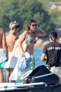 Elisabetta-Canalis-Sexy-The-Fappening-Blog-73.jpg