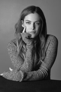 Riley Keough.jpg