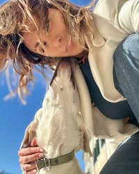 sabrinasalernofficial_1699906252_3235370604998821106_262830901.jpg