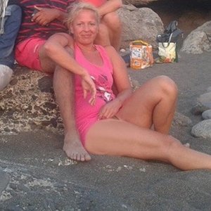 German mom ,silke-lindner-r2-pajara-beach-costa-calma--fuerteventura